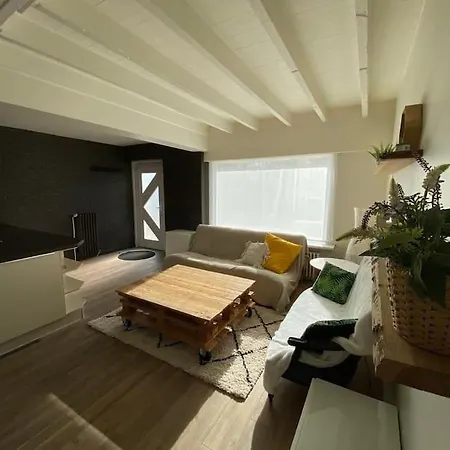 Cosy Beachhouse Within Walking Distance Of The Sea *