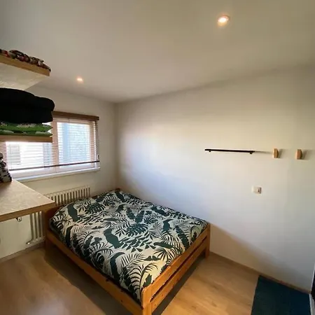 Cosy Beachhouse Within Walking Distance Of The Sea *