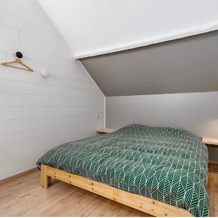 Cosy Beachhouse Within Walking Distance Of The Sea